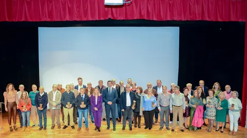 EuropaPress_4837330_acto_homenaje_empleados_jubilados_ayuntamiento_tomelloso