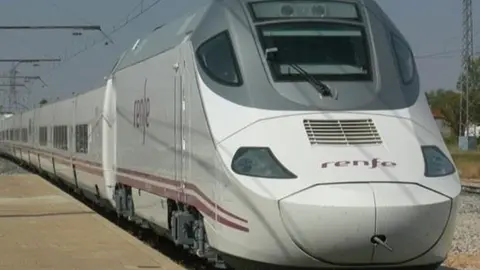 EuropaPress_2126506_tren_talgo