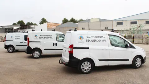 Se trata de tres furgonetas de segunda mano, dos de ellas destinadas al servicio de Mantenimiento y Se&ntilde;alizaci&oacute;n Vial y otra al servicio municipal de Obras.