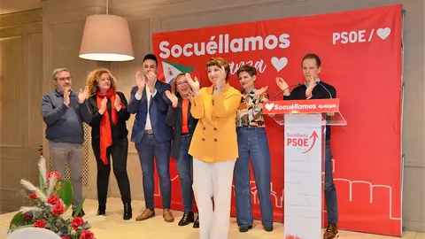 IMAGEN ACTO DE PRESENTACI&Oacute;N CANDIDATA SOCUELLAMOS