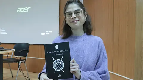 Presentaci&oacute;n del libro 'La atalaya de las entra&ntilde;as' de M&oacute;nica Bell&oacute;n.