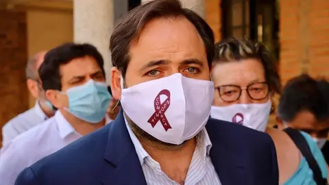 Paco Nu&ntilde;ez en su visita a Almaden
