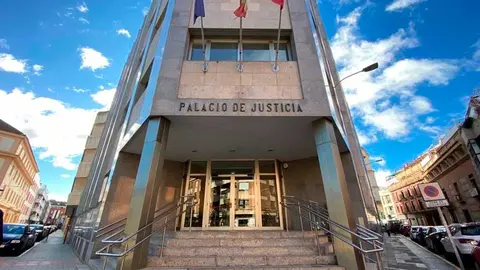 EuropaPress_4950816_audiencia_provincial_ciudad_real_palacio_justicia-(1)