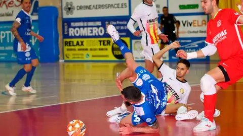 penalti-a-juan-emilio