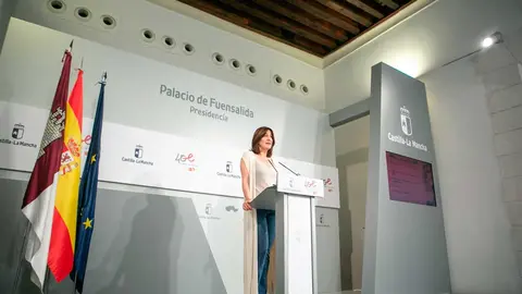 EuropaPress_5155652_consejera_igualdad_portavoz_gobierno_regional_blanca_fernandez_rueda_prensa