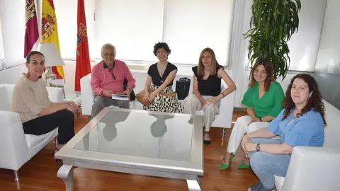 Encuentro-con-el-periodista-Juan-Cruz-03-(002)