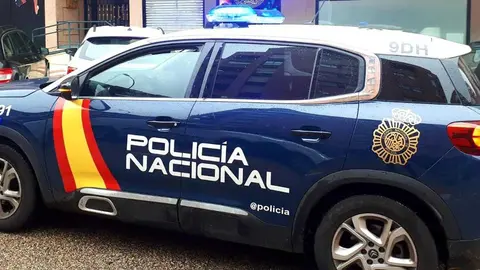 EuropaPress_4065705_vehiculo_policia_nacional