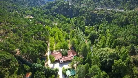 Camping R&iacute;o Mundo.