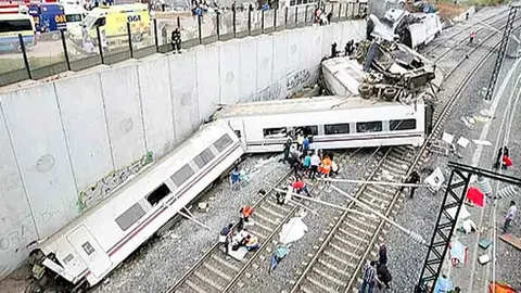 Accidente del tren Alvia. Fuente: elmundo.es