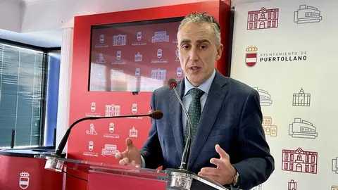 El alcalde de Puertollano, Miguel &Aacute;ngel Ruiz.