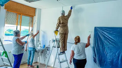 Tareas-de-pintura-en-aulas