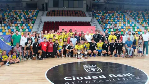 Foto-grupal-Trofeo-Diputaci&oacute;n-(002)