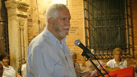 EuropaPress_5430944_poeta_juan_camacho
