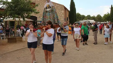 --Virgen-Castillo-(002)