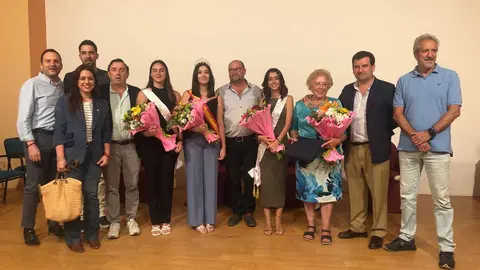Foto-grupal-fiestas-Poblachuela-(002)
