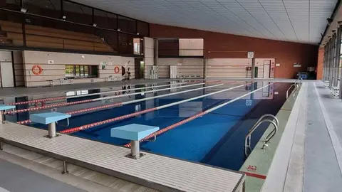 Piscina climatizada de la Puerta de Santa Maria.