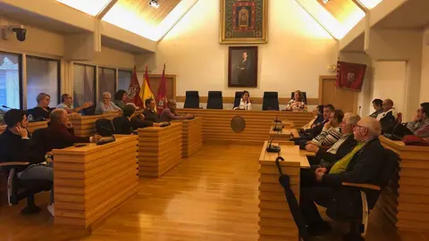 Reuni&oacute;n-comerciantes-del-mercado-de-Abastos-(002)