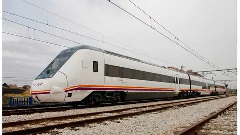 tren-ave