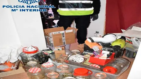 polic&iacute;a-nacional