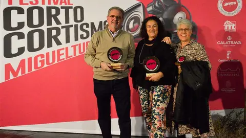 Mejor-Corto-Regional-'El-Cacharrico'-Premio-Corto-Cortismo-(002)