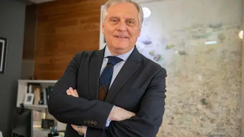 paco-ca&ntilde;izares