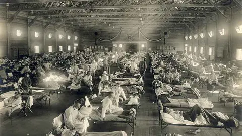 Hospital improvisado en Camp Funston, Kansas. Fuente: es.wikipedia.org