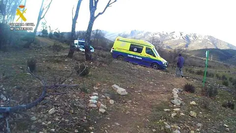 Equipos de emergencia desplazados al lugar.