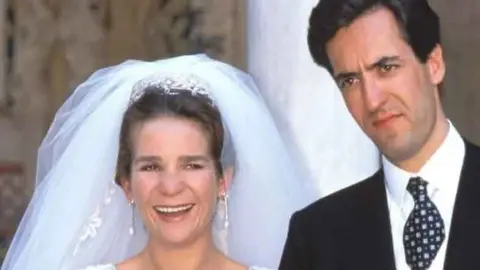 Boda de Elena de Borb&oacute;n y Jaime de Marichalar. Fuente: divinity.es
