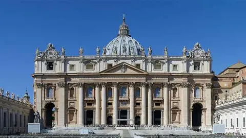 Bas&iacute;lica de San Pedro en Roma. Fuente: es.wikipedia.org