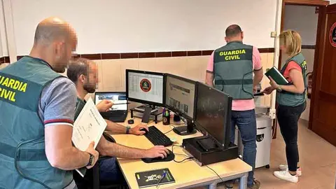 Equipo de investigaci&oacute;n de la Guardia Civil.