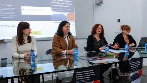 Momento-de-la-apertura-de-la-reuni&oacute;n-cient&iacute;fica