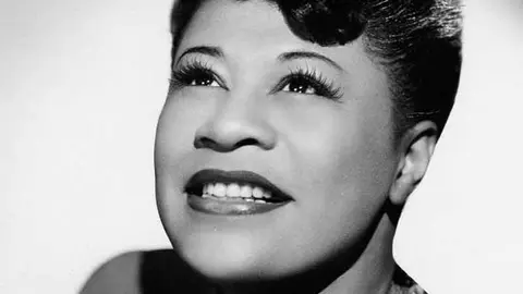 Ella Fitzgerald, cantante estadounidense de jazz. Fuente: es.wikipedia.org