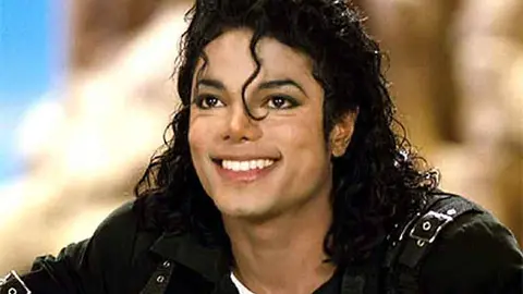 Michael Jackson. Fuente: biografiasyvidas.com