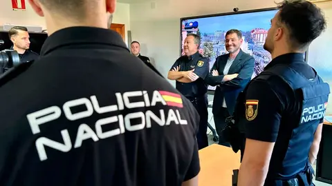 Policia-Nacional-(002)