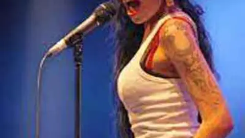 La cantante Amy Winehouse. Fuente: es.wikipedia.org