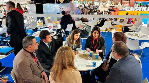 reunion-en-Fitur-(002)