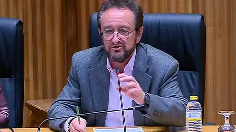Pablo-Toledano,-durante-su-exposici&oacute;n