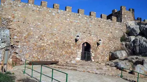 Castillo ermita de la Virgen del Castillo (Chill&oacute;n). Fuente: ciudad-real.es