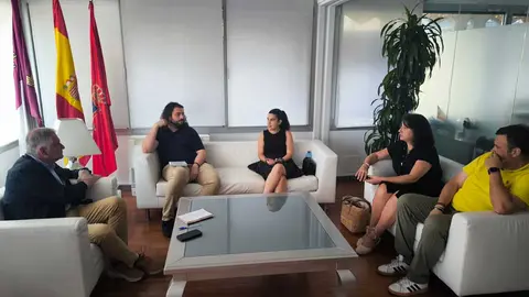 asociacion-usuarios-avant