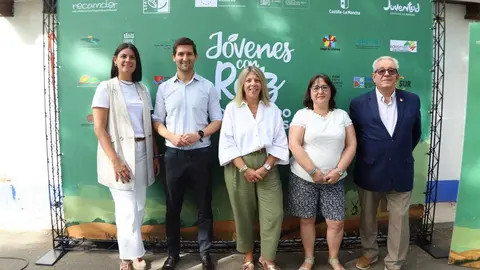 jovenes-con-ra&iacute;z-1