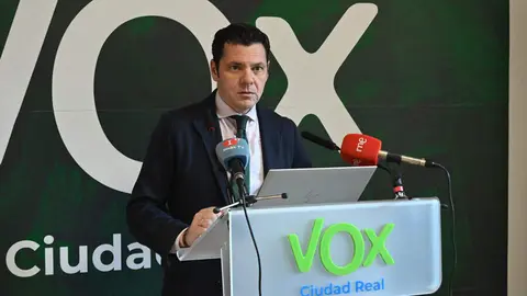 luis-bl&aacute;zquez-vox