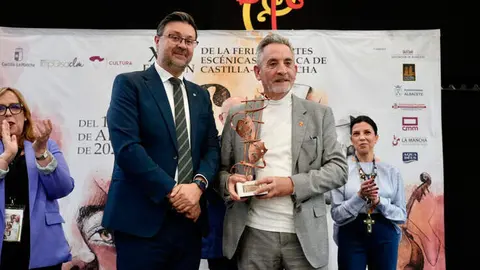 jes&uacute;s-mart&iacute;n