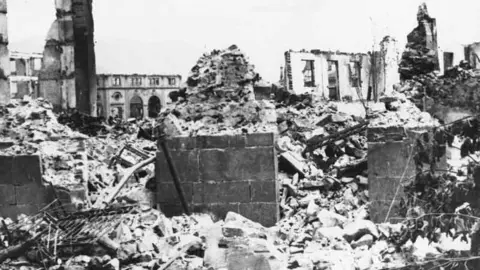 Guernica. Fuente: historia.nationalgeographic.com.es