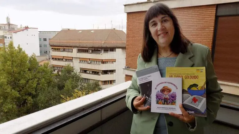 Nieves Fernández Rodríguez: "Hay que jugar con los libros desde que nacemos"