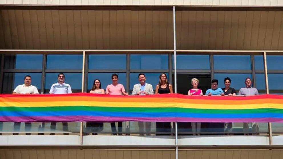 bandera-lgtbi
