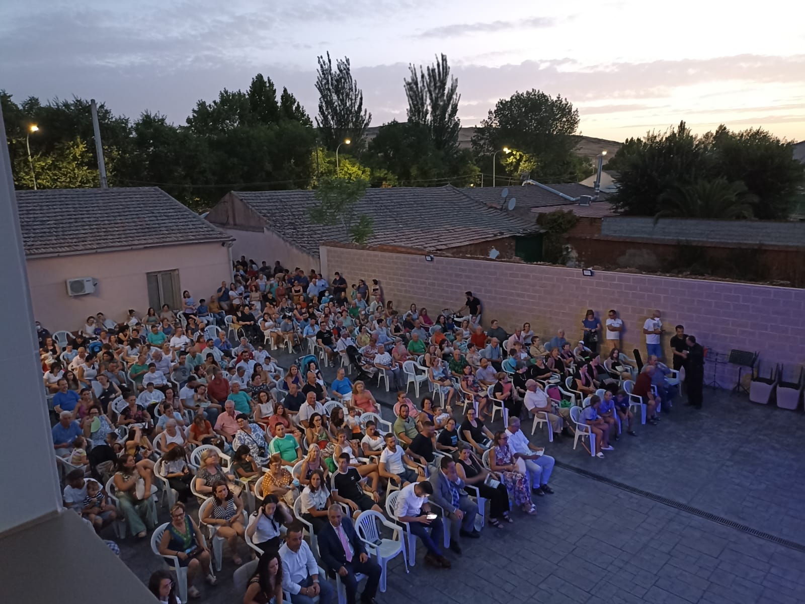 inauguración Escuela Música, público