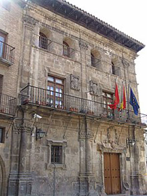 Antiguo Ayuntamiento de Estella. Fuente: Wikipedia