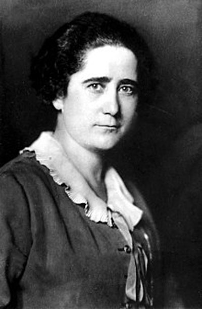Fotografía de Clara Campoamor por Virgilio Muro (1930). Fuente: es.wikipedia.org