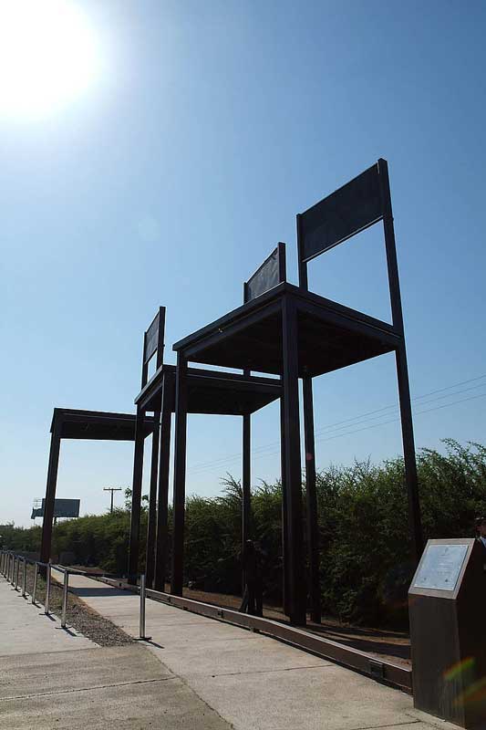 "Un lugar para la memoria" construido en recuerdo de los asesinados. Fuente: es.wikipedia.org