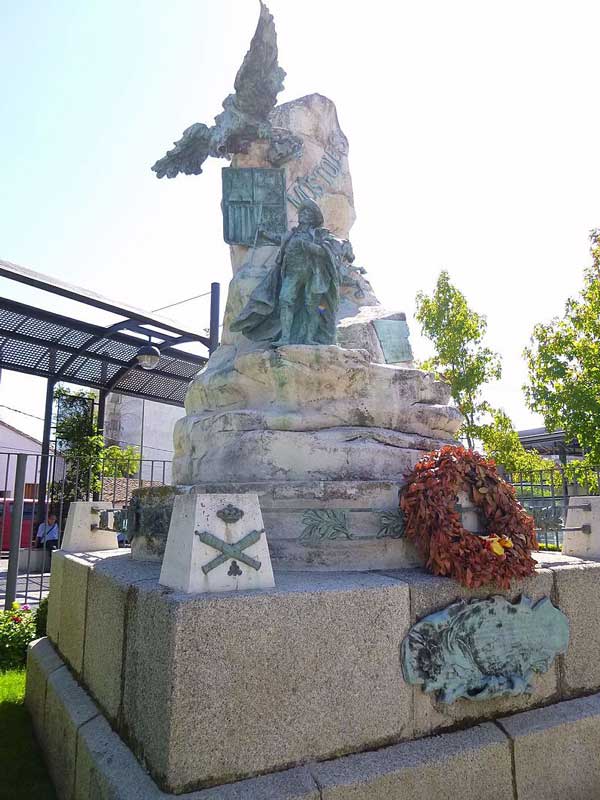 Monumento al 2 de mayo de 1808 en Móstoles. Fuente: es.wikipedia.org